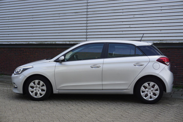 Hyundai i20 1.0 T-GDI 100PK/Dealeronderhouden/Camera/Navi/ 2e Eigenaar.