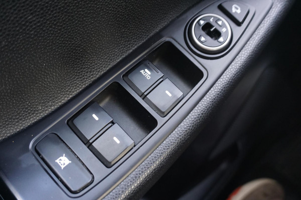 Hyundai i20 1.0 T-GDI 100PK/Dealeronderhouden/Camera/Navi/ 2e Eigenaar.