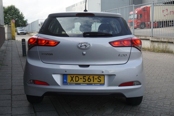 Hyundai i20 1.0 T-GDI 100PK/Dealeronderhouden/Camera/Navi/ 2e Eigenaar.