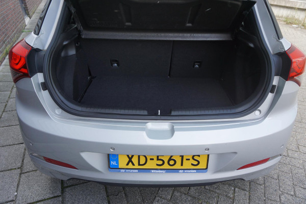 Hyundai i20 1.0 T-GDI 100PK/Dealeronderhouden/Camera/Navi/ 2e Eigenaar.