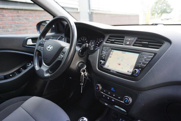 Hyundai i20 1.0 T-GDI 100PK/Dealeronderhouden/Camera/Navi/ 2e Eigenaar.