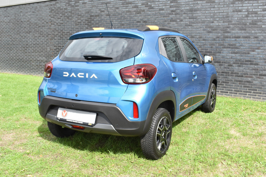 Dacia Spring Essential 27 kWh SOH 94% vol electrisch navigatie pdc Leer