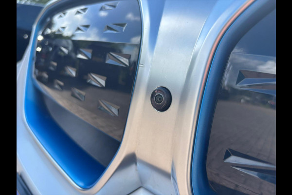 BMW iX3 High Executive 80 kWh 285 PK | M Pakket | Panoramadak | 360 graden camera | Sportstoelen | Harman/kardon | Keyless entry | Elektrische achterklep | Stoelverwarming | Head Up Display