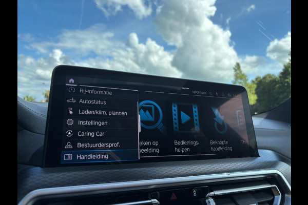 BMW iX3 High Executive 80 kWh 285 PK | M Pakket | Panoramadak | 360 graden camera | Sportstoelen | Harman/kardon | Keyless entry | Elektrische achterklep | Stoelverwarming | Head Up Display