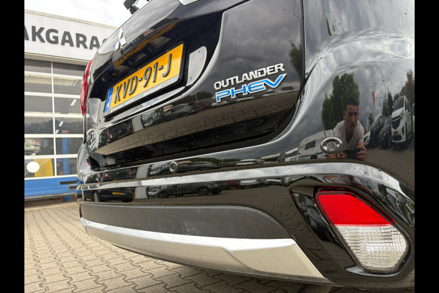 Mitsubishi Outlander 2.0 PHEV S-Edition AUTOMAAT (RIJKLAARPRIJS/BOVAG)