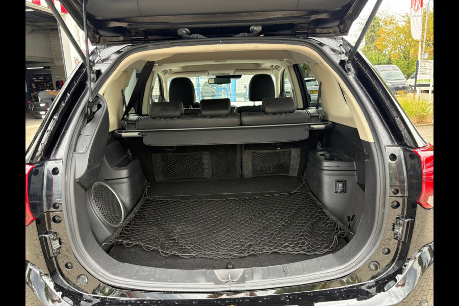 Mitsubishi Outlander 2.0 PHEV S-Edition AUTOMAAT (RIJKLAARPRIJS/BOVAG)