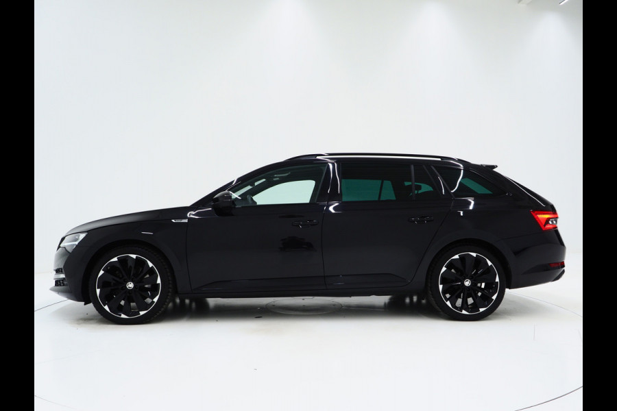 Škoda Superb Combi 1.4 TSI iV Sportline | Leder/Alcantara | Trekhaak | Carbon | 360 | Memory | Keyless | Adaptive Cruise