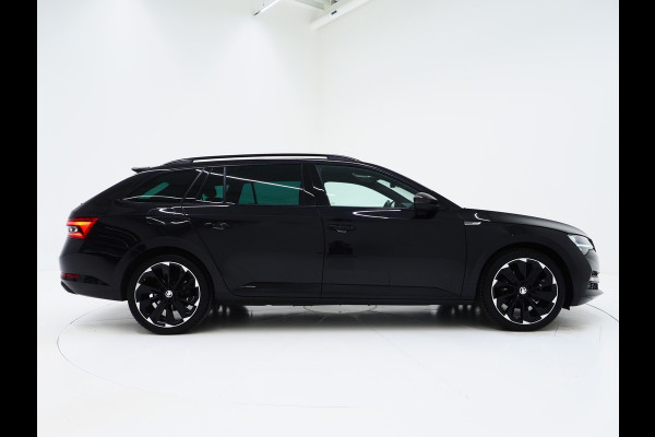 Škoda Superb Combi 1.4 TSI iV Sportline | Leder/Alcantara | Trekhaak | Carbon | 360 | Memory | Keyless | Adaptive Cruise