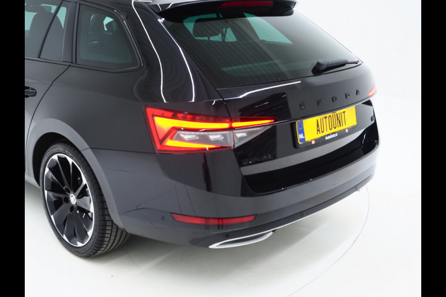 Škoda Superb Combi 1.4 TSI iV Sportline | Leder/Alcantara | Trekhaak | Carbon | 360 | Memory | Keyless | Adaptive Cruise