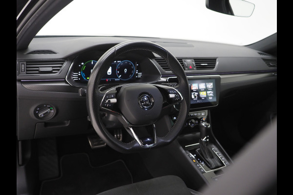 Škoda Superb Combi 1.4 TSI iV Sportline | Leder/Alcantara | Trekhaak | Carbon | 360 | Memory | Keyless | Adaptive Cruise