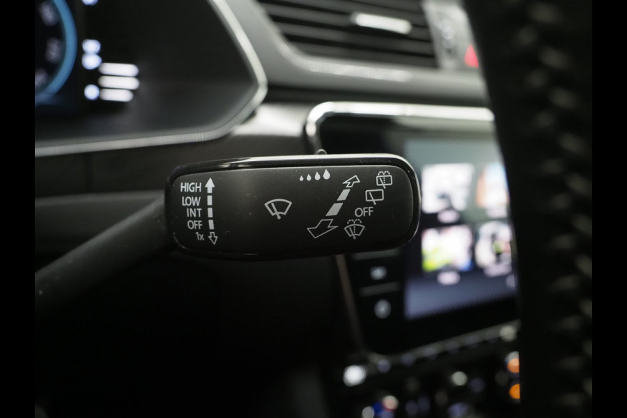 Škoda Superb Combi 1.4 TSI iV Sportline | Leder/Alcantara | Trekhaak | Carbon | 360 | Memory | Keyless | Adaptive Cruise