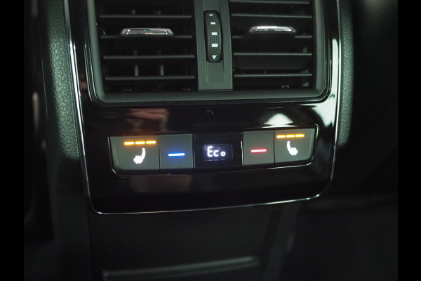 Škoda Superb Combi 1.4 TSI iV Sportline | Leder/Alcantara | Trekhaak | Carbon | 360 | Memory | Keyless | Adaptive Cruise