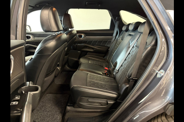 Kia Sorento 1.6 T-GDI Plug-in Hybrid 4WD ExecutiveLine*Head-up*Winter-Pakket*Leder*Trekhaak*