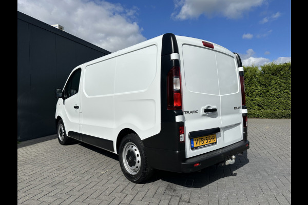 Renault Trafic 2.0 dCi 120 PK / L1H1 / 1e EIG. / **INRICHTING** / TREKHAAK / AIRCO / CRUISE / LED KOPLAMPEN