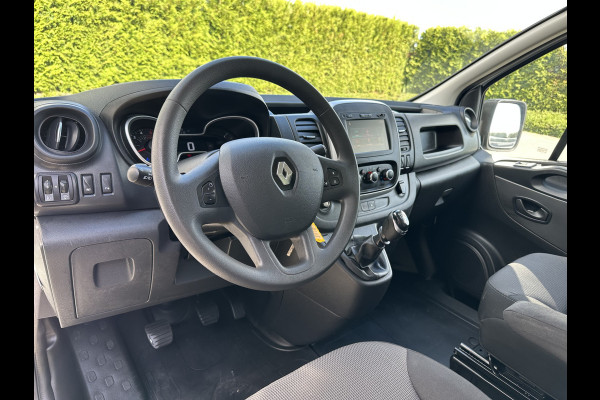 Renault Trafic 2.0 dCi 120 PK / L1H1 / 1e EIG. / **INRICHTING** / TREKHAAK / AIRCO / CRUISE / LED KOPLAMPEN