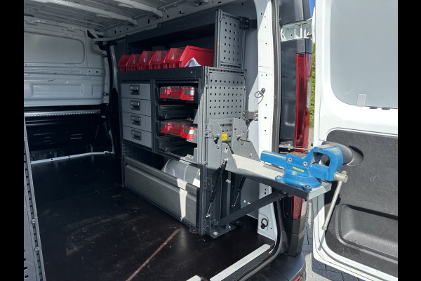 Renault Trafic 2.0 dCi 120 PK / L1H1 / 1e EIG. / **INRICHTING** / TREKHAAK / AIRCO / CRUISE / LED KOPLAMPEN