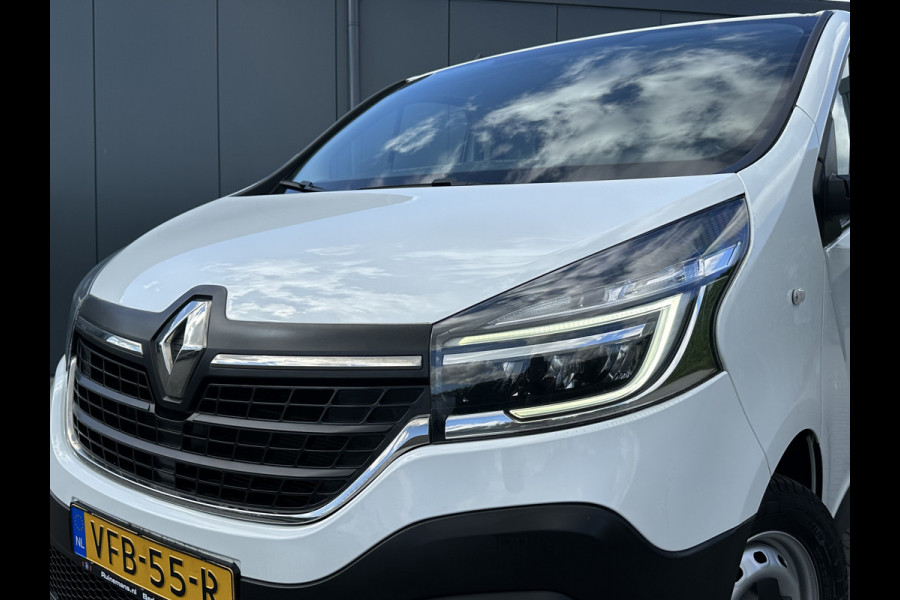 Renault Trafic 2.0 dCi 120 PK / L1H1 / 1e EIG. / **INRICHTING** / TREKHAAK / AIRCO / CRUISE / LED KOPLAMPEN