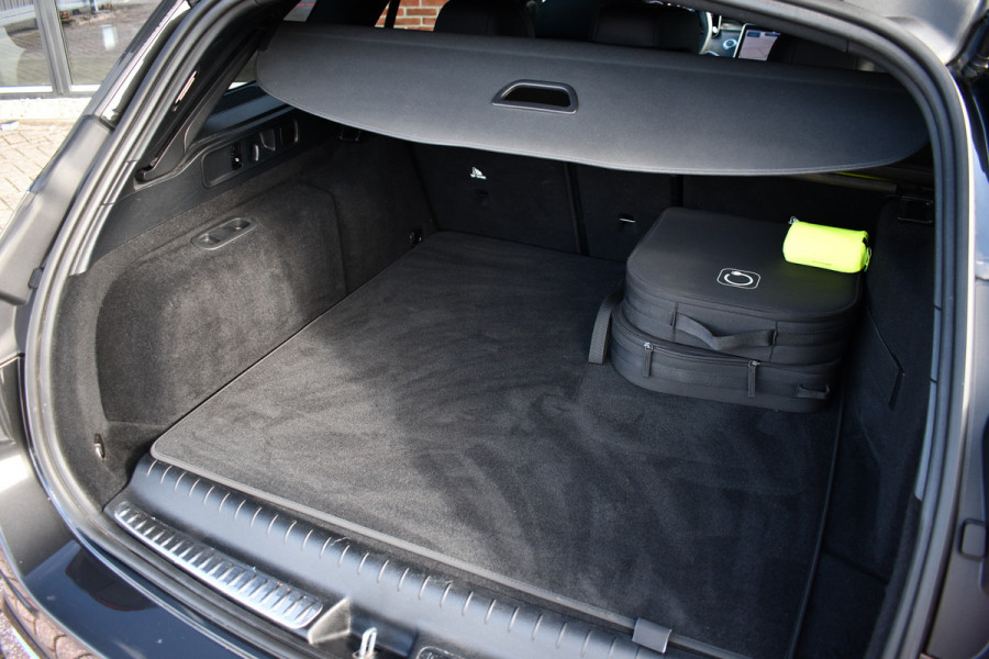 Mercedes-Benz C-Klasse Estate 300 e AMG Line Distronic Night Leder laser-LED