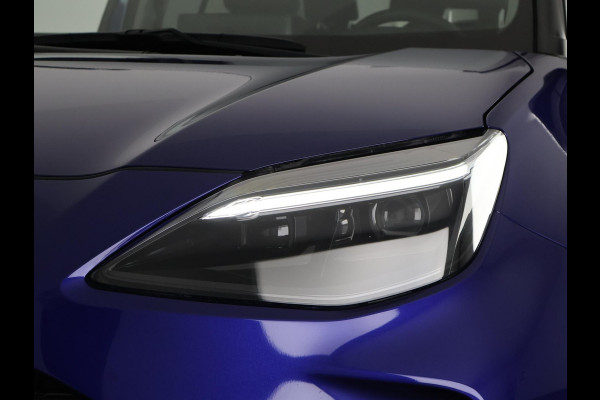 Toyota Yaris Cross 1.5 Hybrid 130 Executive Bi-Tone | HUD | Parkeersensoren | Stuur- & Stoelverwarming | Navigatie | BSM