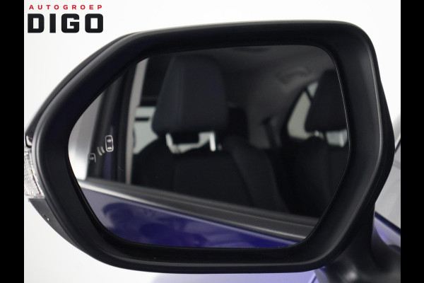 Toyota Yaris Cross 1.5 Hybrid 130 Executive Bi-Tone | HUD | Parkeersensoren | Stuur- & Stoelverwarming | Navigatie | BSM