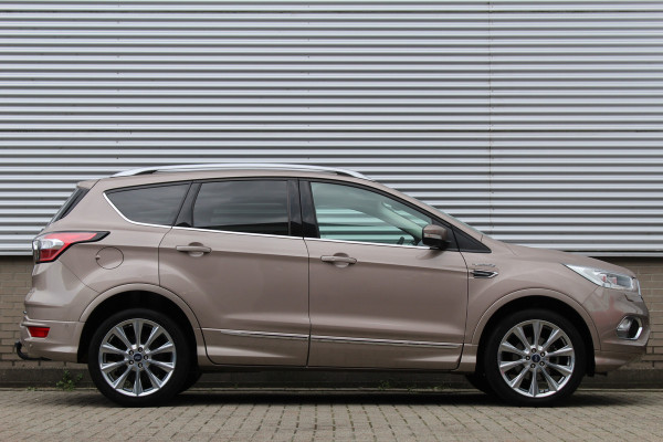 Ford Kuga 1.5 EcoBoost 150PK Vignale | Trekhaak | Sony | Leder | Camera | Stoelverwarming