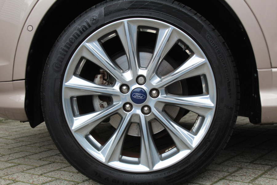 Ford Kuga 1.5 EcoBoost 150PK Vignale | Trekhaak | Sony | Leder | Camera | Stoelverwarming