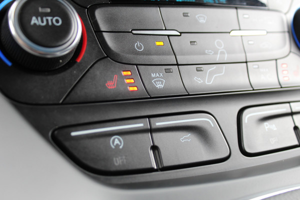 Ford Kuga 1.5 EcoBoost 150PK Vignale | Trekhaak | Sony | Leder | Camera | Stoelverwarming