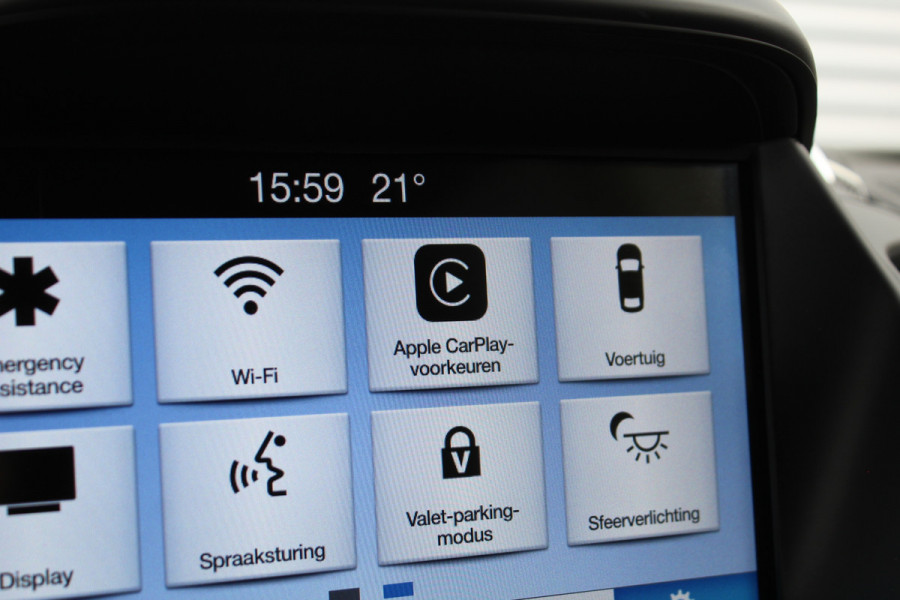 Ford Kuga 1.5 EcoBoost 150PK Vignale | Trekhaak | Sony | Leder | Camera | Stoelverwarming