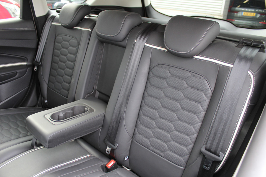 Ford Kuga 1.5 EcoBoost 150PK Vignale | Trekhaak | Sony | Leder | Camera | Stoelverwarming
