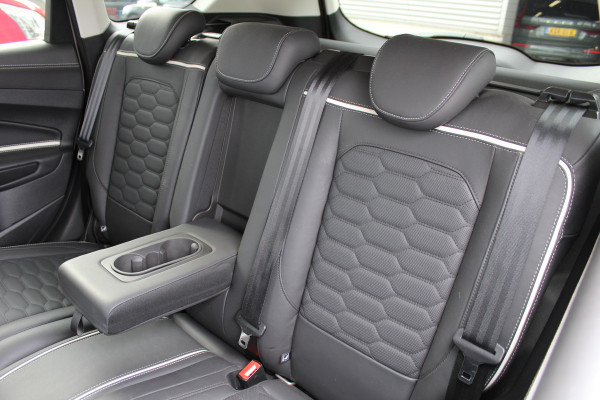 Ford Kuga 1.5 EcoBoost 150PK Vignale | Trekhaak | Sony | Leder | Camera | Stoelverwarming