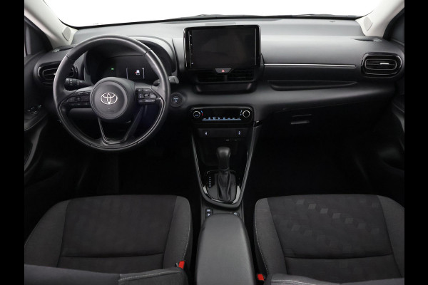 Toyota Yaris 1.5 Hybrid 115 Dynamic Luxury | Stuur- & Stoelverwarming | Parkeersensoren | Adaptieve Cruise Control | BSM