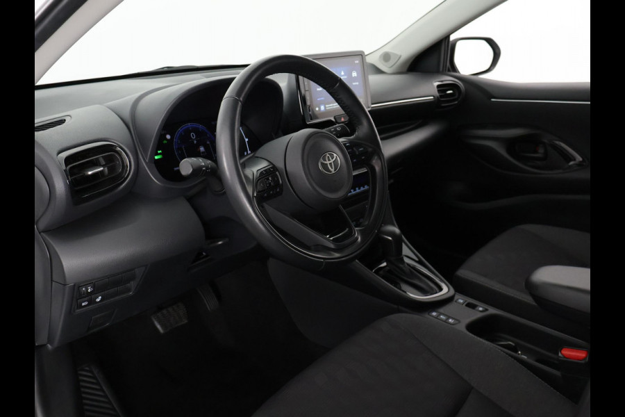 Toyota Yaris 1.5 Hybrid 115 Dynamic Luxury | Stuur- & Stoelverwarming | Parkeersensoren | Adaptieve Cruise Control | BSM