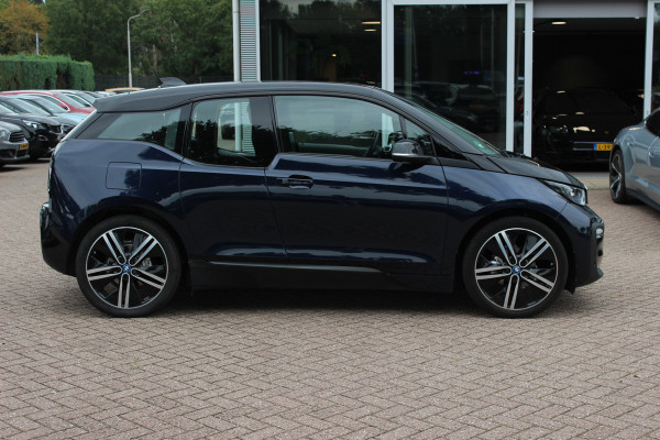 BMW i3 Executive Edition 120Ah 42 kWh / SoH 87,8% / Camera / Navigatie / 20'' / LED / Warmtepomp / Stoelverwarming / DAB / Cruise Control
