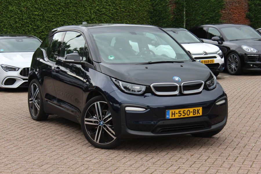 BMW i3 Executive Edition 120Ah 42 kWh / SoH 87,8% / Camera / Navigatie / 20'' / LED / Warmtepomp / Stoelverwarming / DAB / Cruise Control