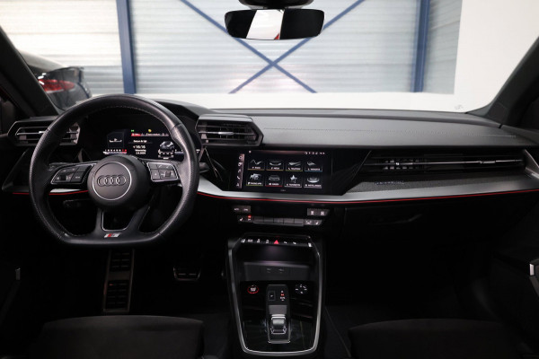 Audi S3 Limousine 2.0 TFSI quattro 310+PK LED/VIRTUAL/B&O/PANO/SFEER/LEER+ALCANTARA+S.VERWARMING/19" LMV/ACC/LINE/12 MND GARANTIE!