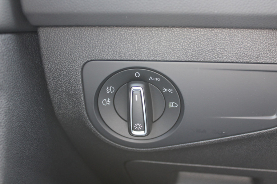Volkswagen Tiguan 2.0 TSI 4Motion Highline Business R / Trekhaak / Panoramadak / Camera / Head-up / CarPlay / 20'' / Dodehoek / Virtual Cockpit / Stoelverwarming 4x / DAB / ACC