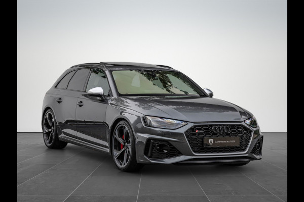 Audi RS4 Avant 2.9 TFSI 450pk Quattro Pano Dynamic B&O 20'' HuD Massage ACC
