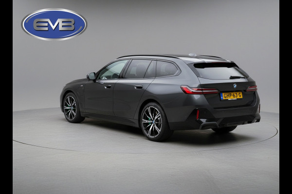 BMW 5 Serie Touring 530e, M sport PRO, ALLE OPTIES, panoramadak, electr bedienbare trekhaak,b&w, nieuwprijs € 98781,- NL auto nap
