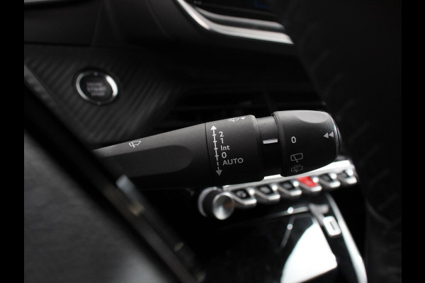 Peugeot e-2008 EV Allure 50 kWh Navigatie Apple Carplay Android Auto Camera Parkeerhulp Adaptive cruise control Dodehoekassistent Full Led Climate Control Virtual Cockpit Lichtmetalen velgen