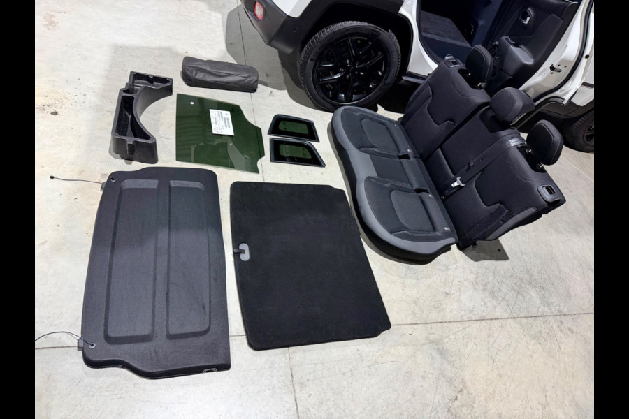 Jeep Renegade 1.4 140pk Limited, CarPlay, Xenon, NAP, KeyLess