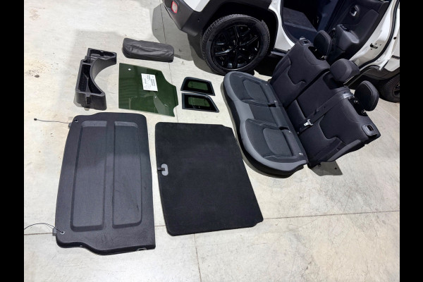 Jeep Renegade 1.4 140pk Limited, CarPlay, Xenon, NAP, KeyLess
