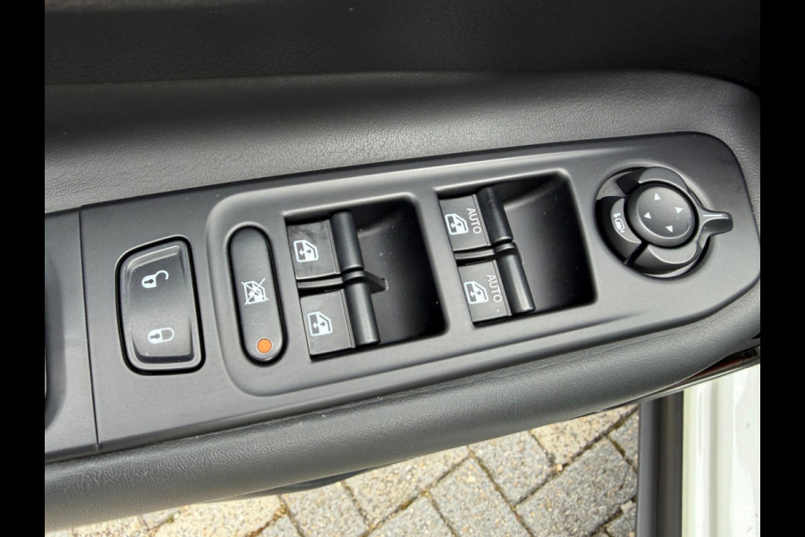 Jeep Renegade 1.4 140pk Limited, CarPlay, Xenon, NAP, KeyLess