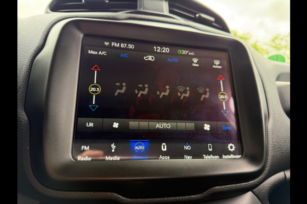 Jeep Renegade 1.4 140pk Limited, CarPlay, Xenon, NAP, KeyLess