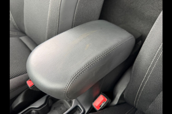 Jeep Renegade 1.4 140pk Limited, CarPlay, Xenon, NAP, KeyLess