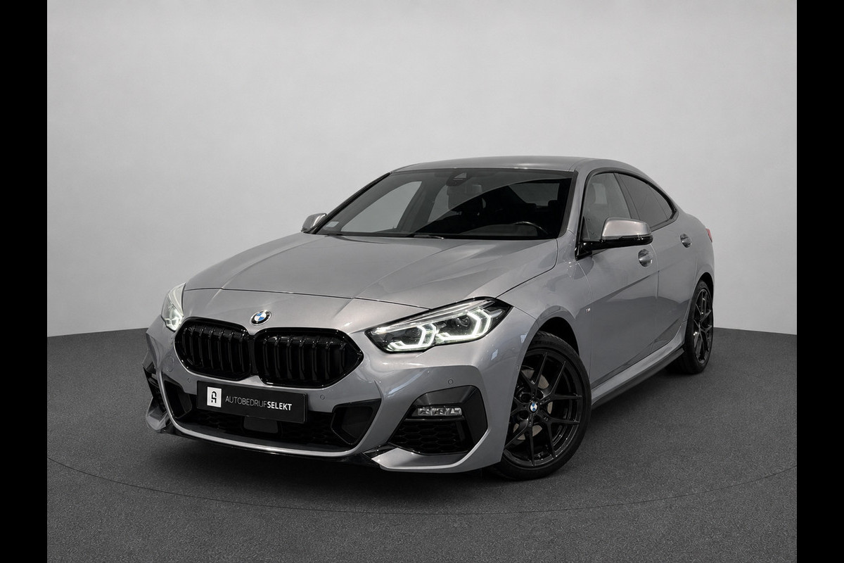BMW 2 Serie Gran Coupé 218i M-Sport | Sfeer | Camera | Dealer onderhouden