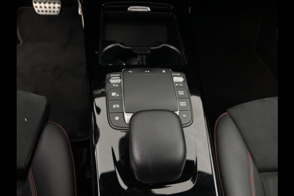 Mercedes-Benz CLA-Klasse Shooting Brake 200 Business Solution AMG (INCL.BTW) Aut. *PANO | LEATHER-MICROFIBRE | FULL-LED | HEATED-SPORTSEATS | AMBIENT-LIGHT | DIGI-COCKPIT | DAB+ | NAVI-FULLMAP | CAMERA | PRIVACYGLASS | SHIFTPADDLES | 18''ALU*