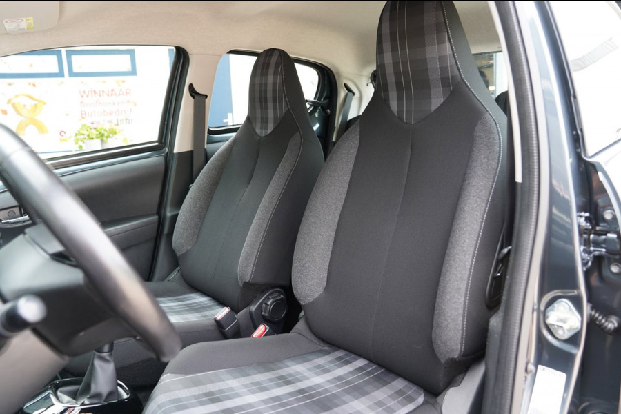 Peugeot 108 1.0 e-VTi Allure|Prijs rijklaar incl 12 mnd garantie|Navi Bluetooth Lmv