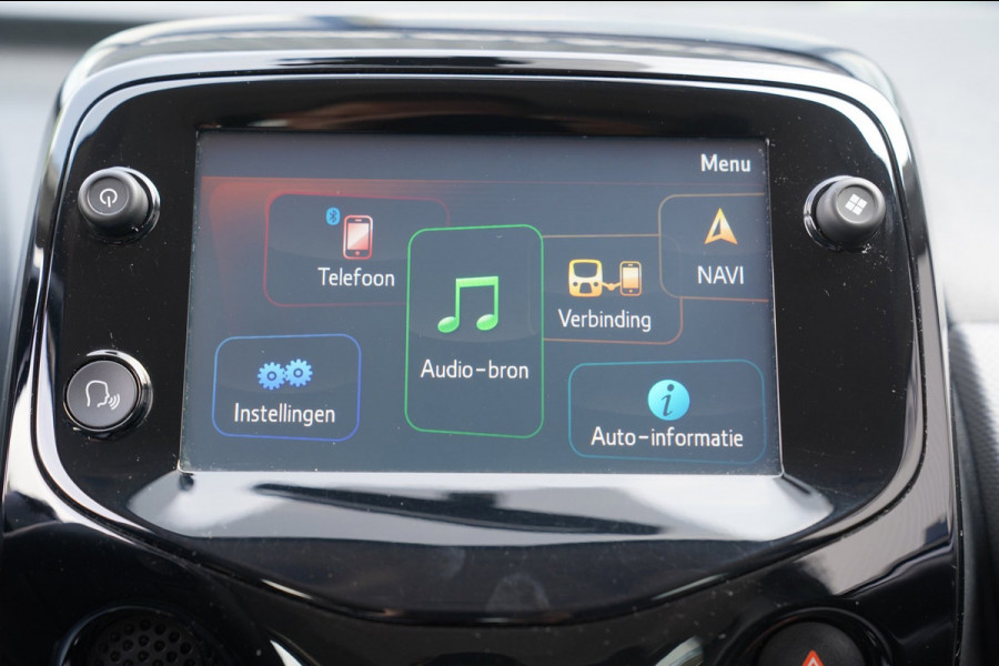 Peugeot 108 1.0 e-VTi Allure|Prijs rijklaar incl 12 mnd garantie|Navi Bluetooth Lmv