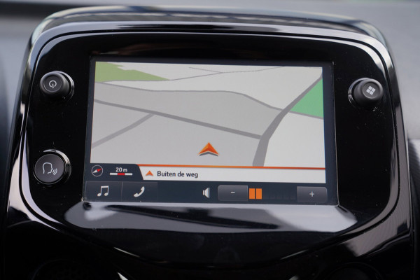 Peugeot 108 1.0 e-VTi Allure|Prijs rijklaar incl 12 mnd garantie|Navi Bluetooth Lmv