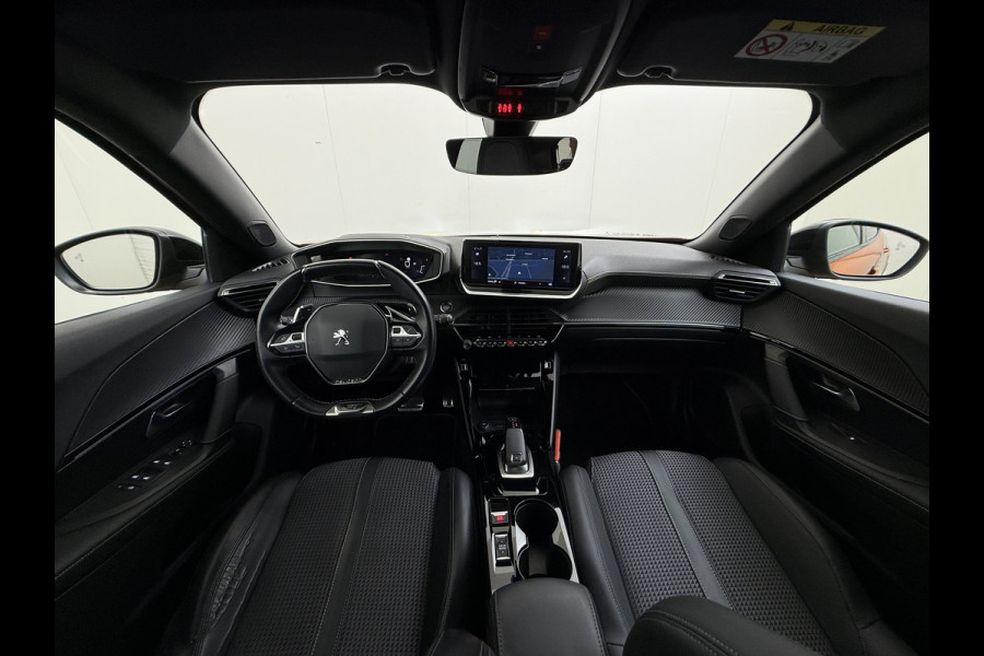 Peugeot 2008 131PK Automaat GT-Line 360°Camera Virtual Cockpit 3D-Navi Keyless Ecc Apple Carplay Android Auto Pdc Dodehoekbewaking Regen-Lichtsensor Cruise Control DAB+ Privacy Glas Lmv Led Isofix Lane Assist Bluetooth Dealeronderhouden Origineel Nederlandse Auto